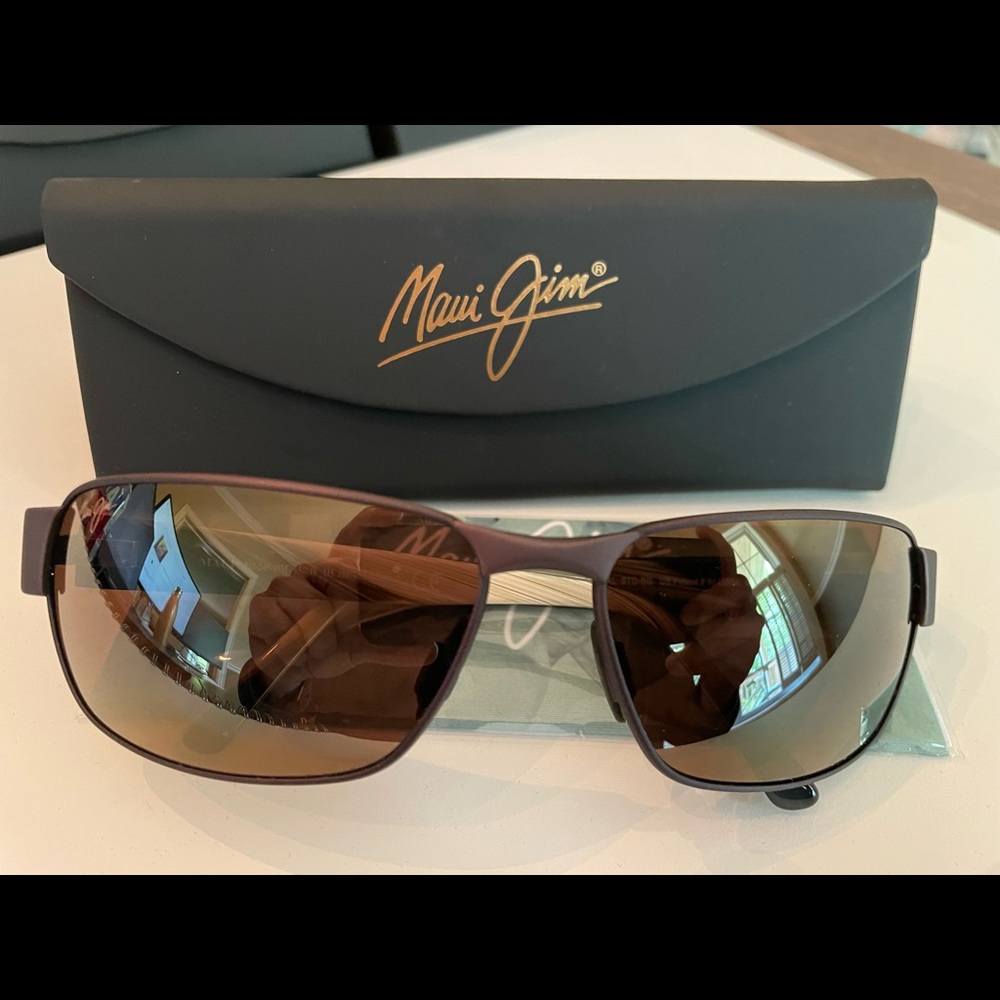 Maui Jim Black Coral